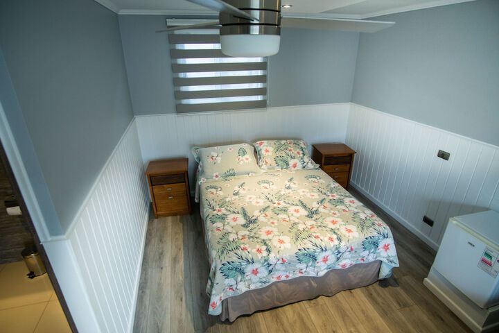 Room 26 of 63