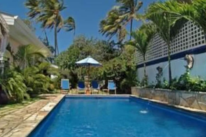 Pools & Facilities