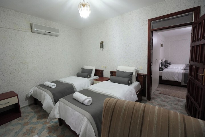 Room 11 of 62
