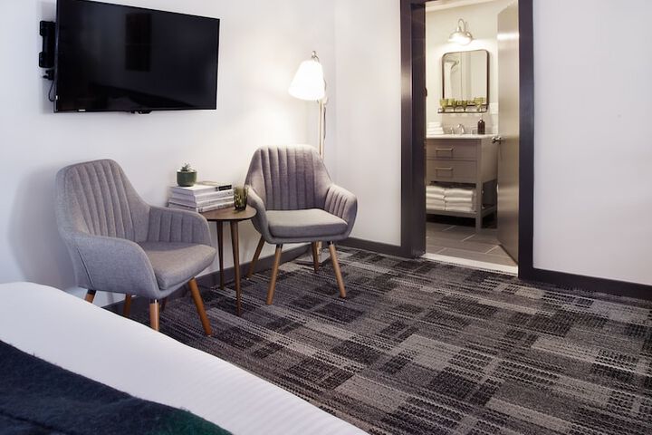Room 28 of 56