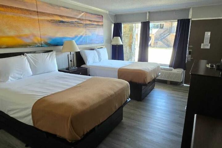 Room 21 of 66