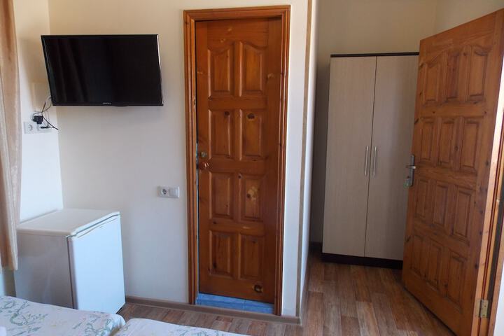 Room 15 of 59