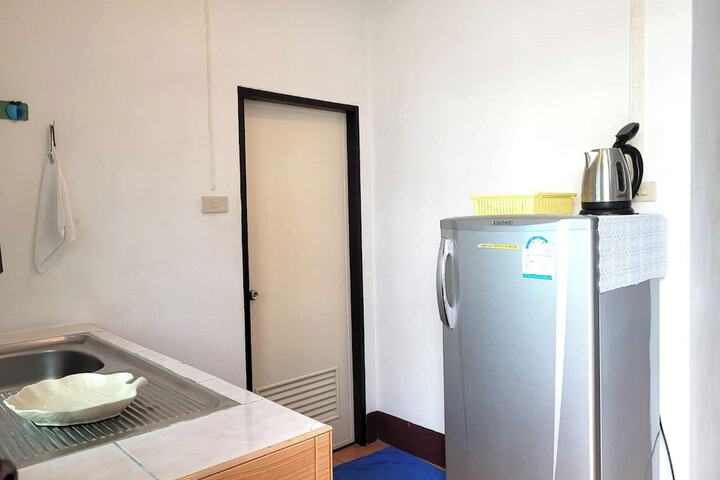 Room 9 of 196