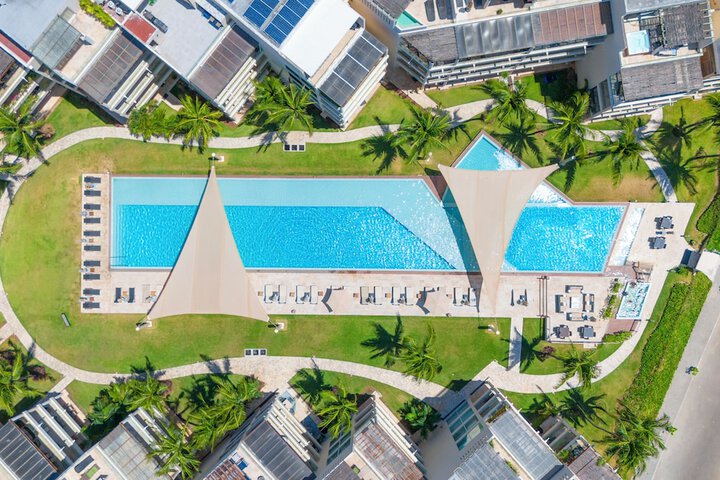 Pool 28 of 37