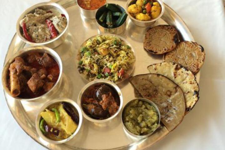 Bhainsrorgarh Fort Hotel