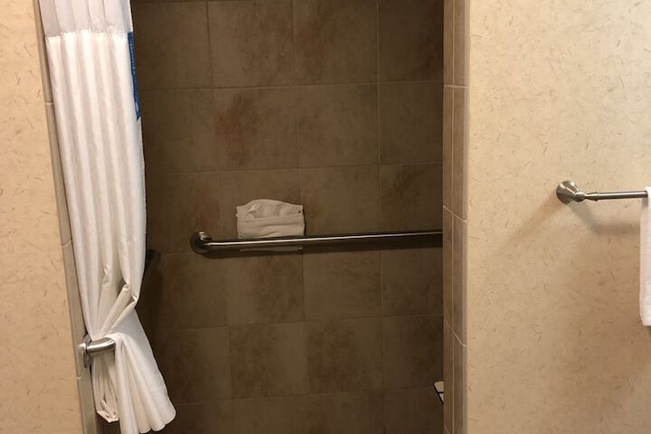 Room 31 of 38