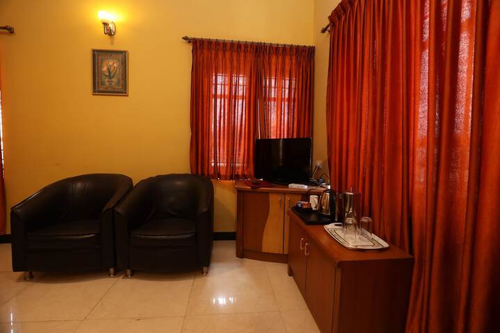 Room 28 of 46
