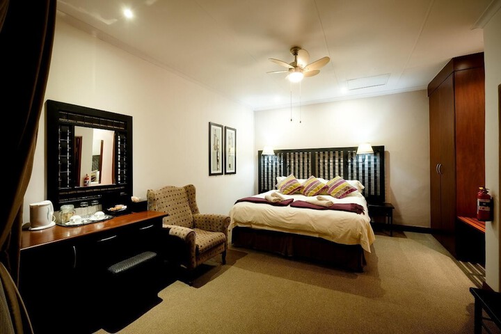 Room 5 of 47