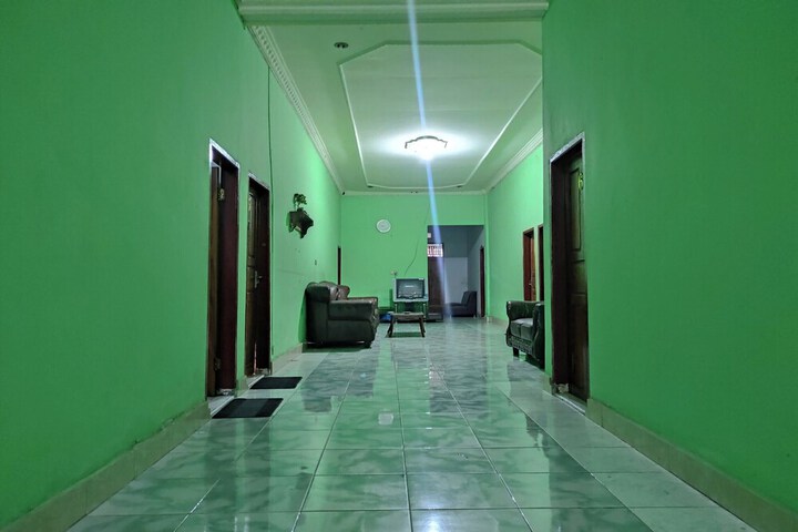 Hotel Interior 18 of 26