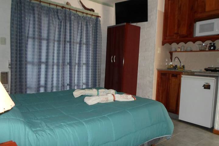 Room 9 of 42