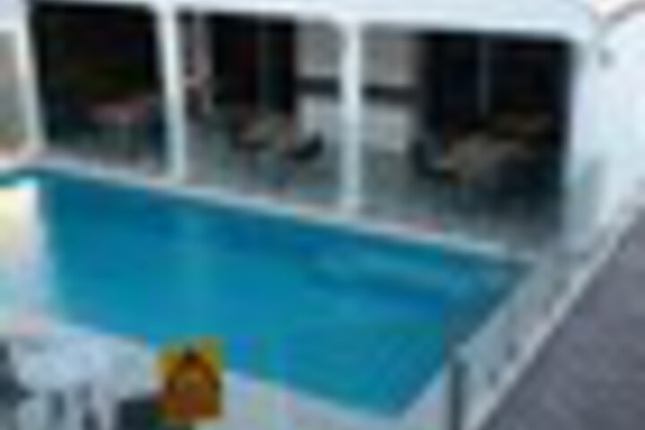 Pool 113 of 159