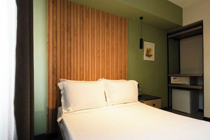 Room 19 of 82