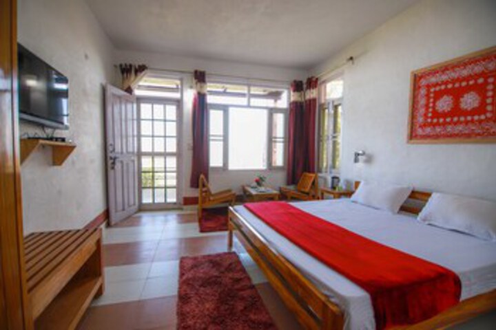 Room 16 of 23