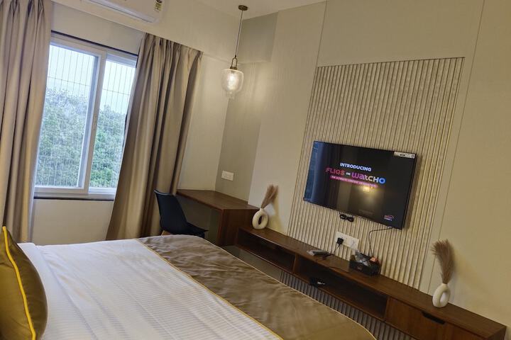 Room 43 of 93