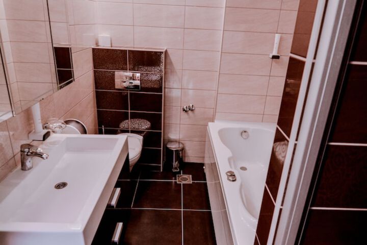 Room 29 of 48