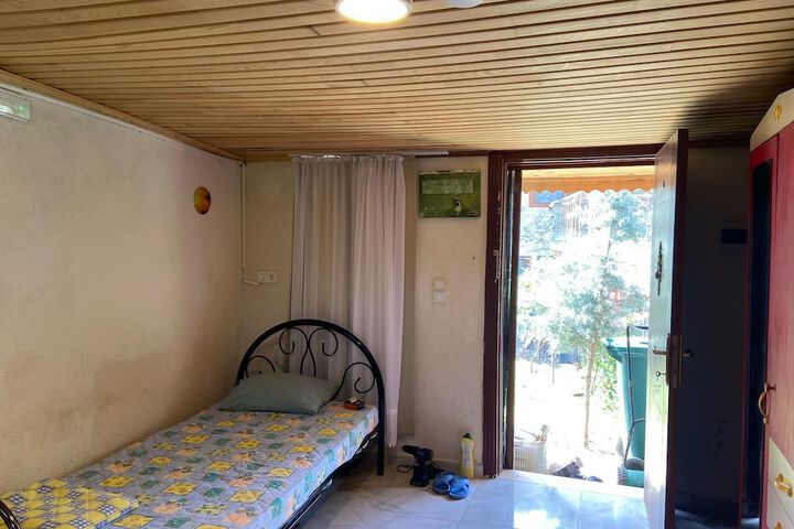 Room 74 of 263