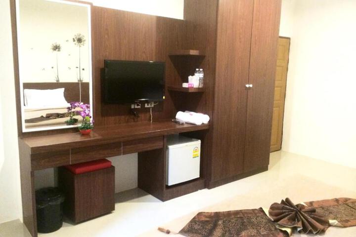 Photo 11