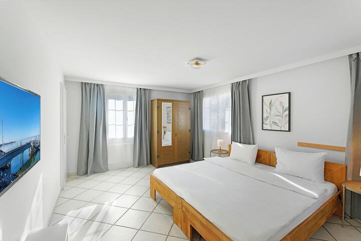 Room 40 of 62