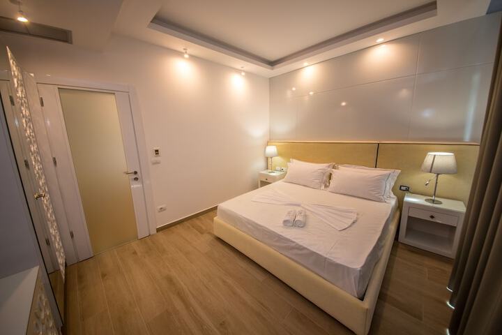 Room 19 of 89