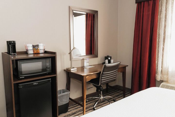 Room 12 of 46