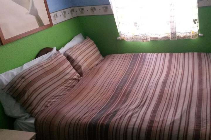 Room 3 of 34