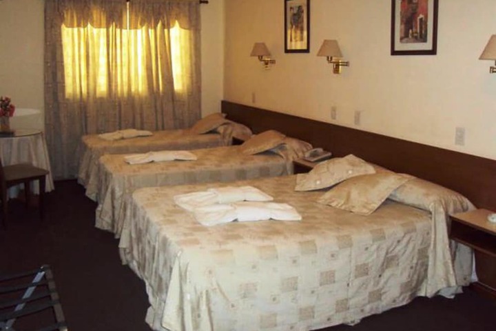 Room 5 of 42
