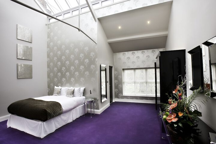 Room 14 of 85
