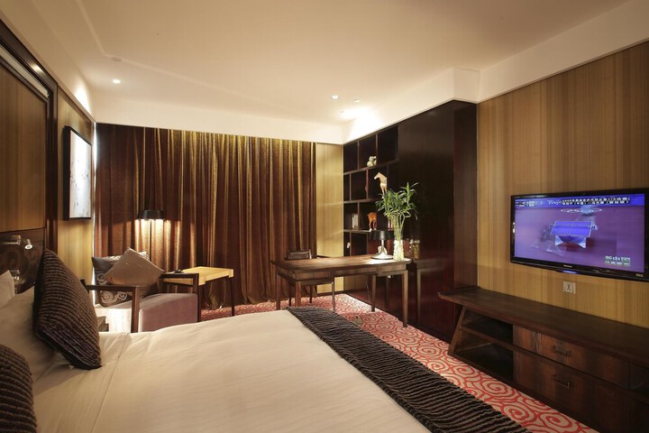 Room 7 of 167