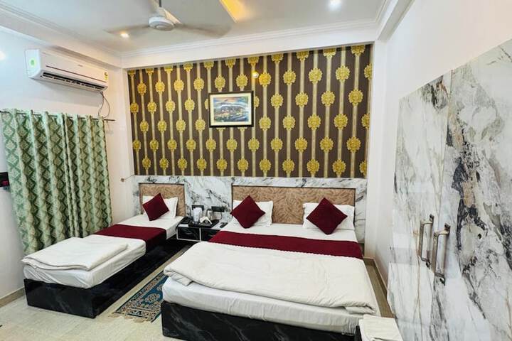 Room 5 of 29