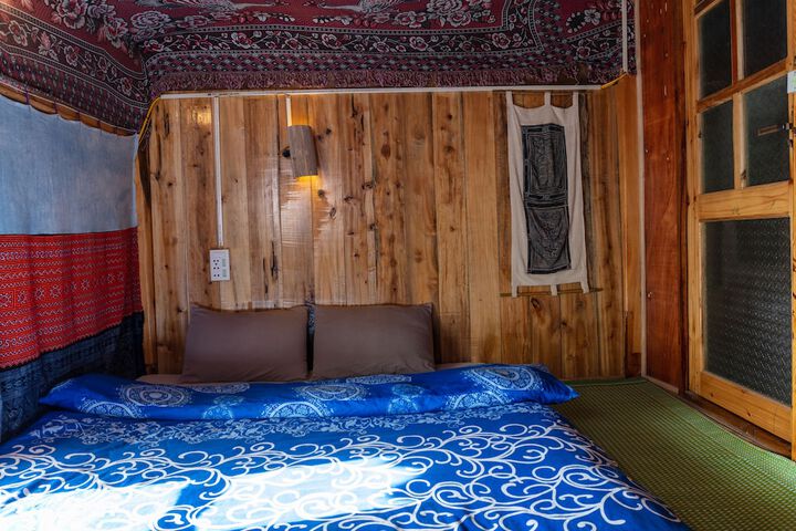 Room 6 of 45