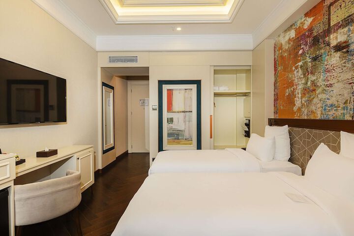 Room 50 of 105