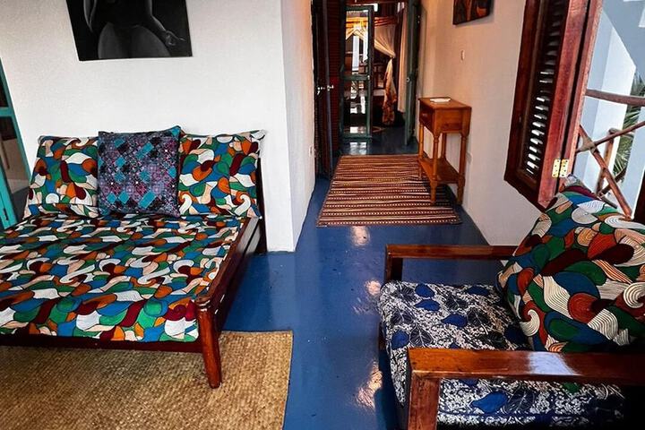 Room 83 of 162