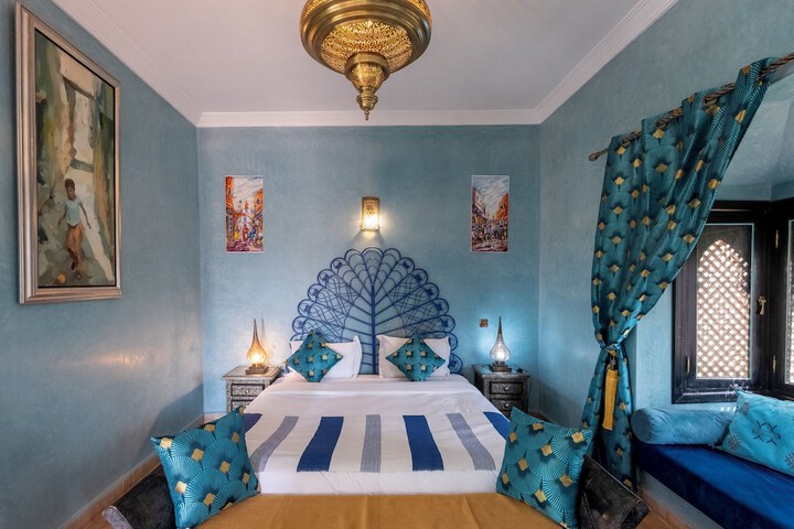 Room 48 of 180