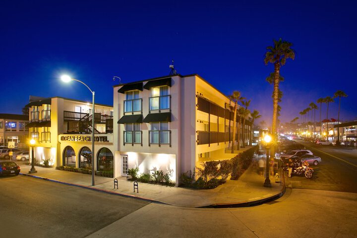 Front of property - evening/night