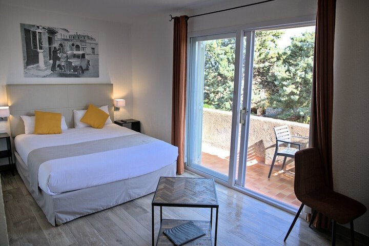 Room 26 of 113