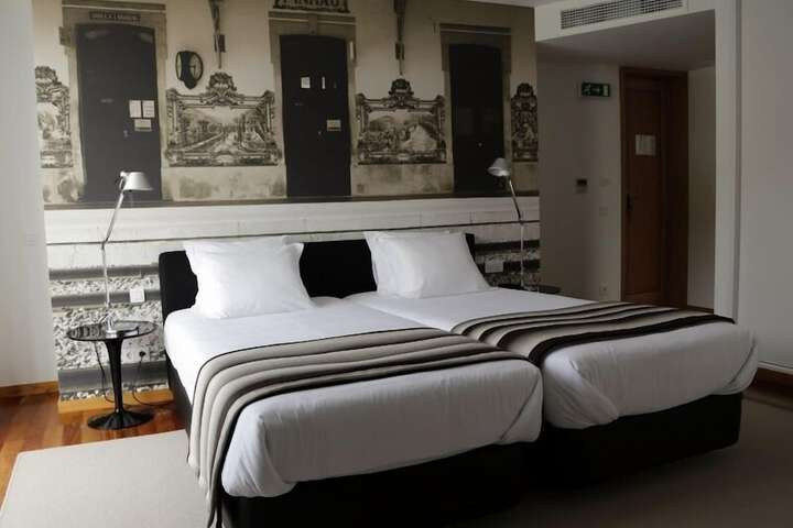 Room 4 of 67