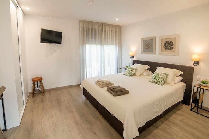 Room 30 of 90