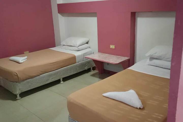 Room 6 of 14
