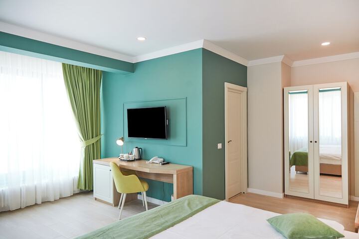 Room 20 of 100
