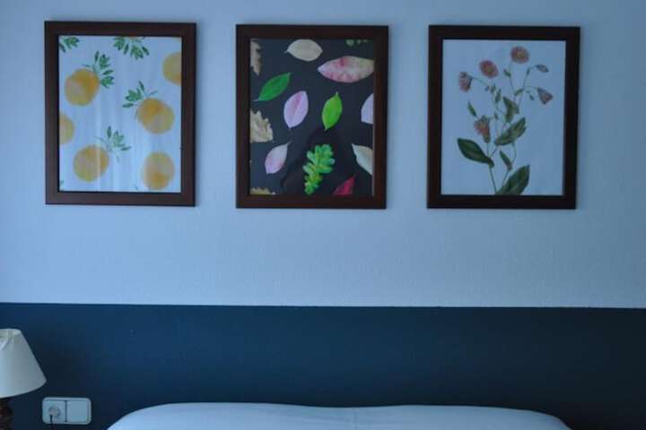 Room 6 of 68