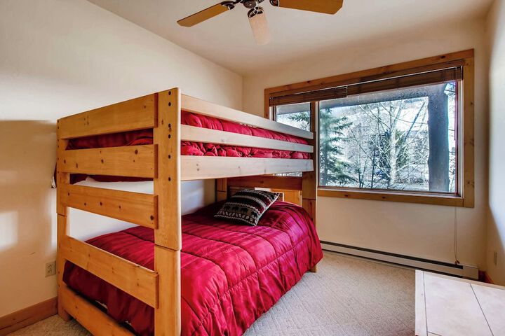 Room 48 of 229