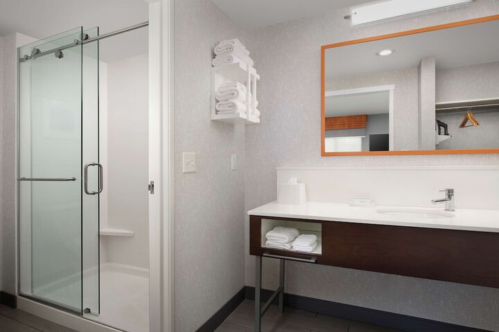 Bathroom shower