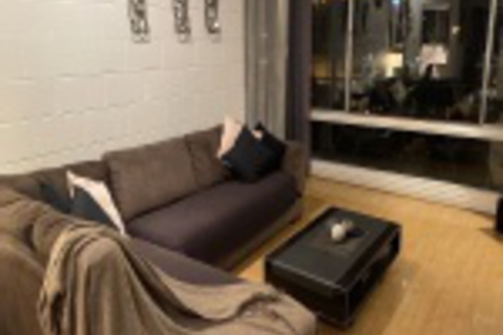 Room 145 of 204