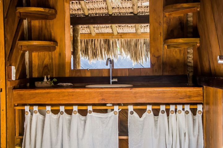 Room 12 of 71