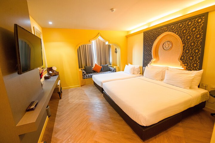Room 27 of 129