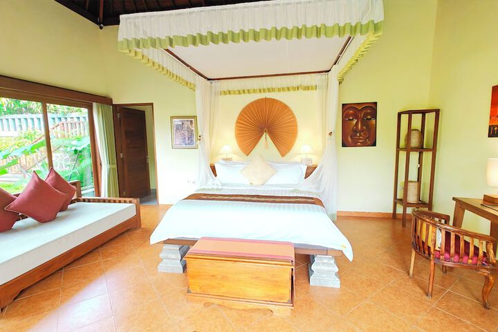 Room 20 of 96