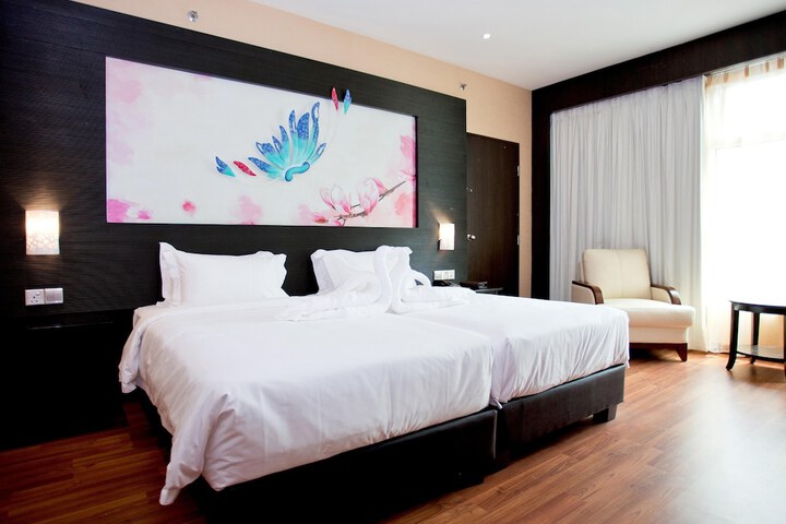Room 16 of 67