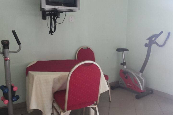 Room 15 of 42