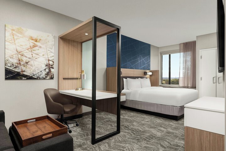 Room 11 of 31