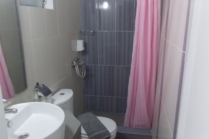 Room 85 of 103